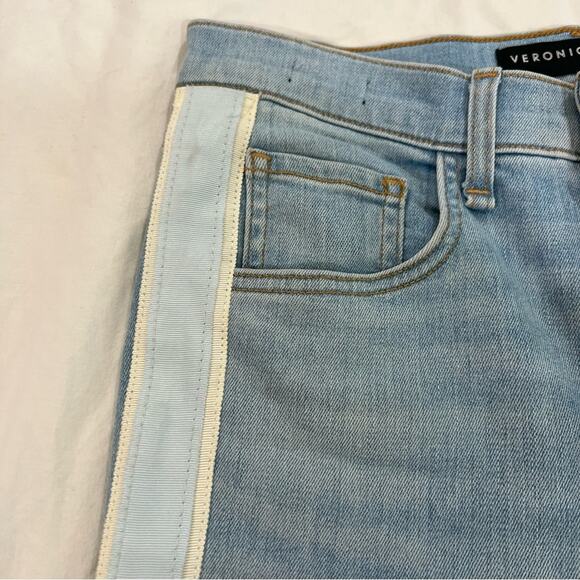 Veronica Beard Carly Air Tux Striped 11” Kick Flare Jean frayed ankle size 28 - Picture 14 of 16